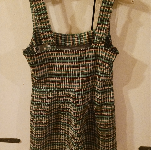 Jumper - Picture 2 of 10